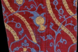 Velvet, Venice, mid-XV cent. Figured cut velvet brocade; silk, spun gold