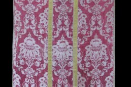 Vestment, Florence, mid-XVIII cent. Two-tone Damascus; silk